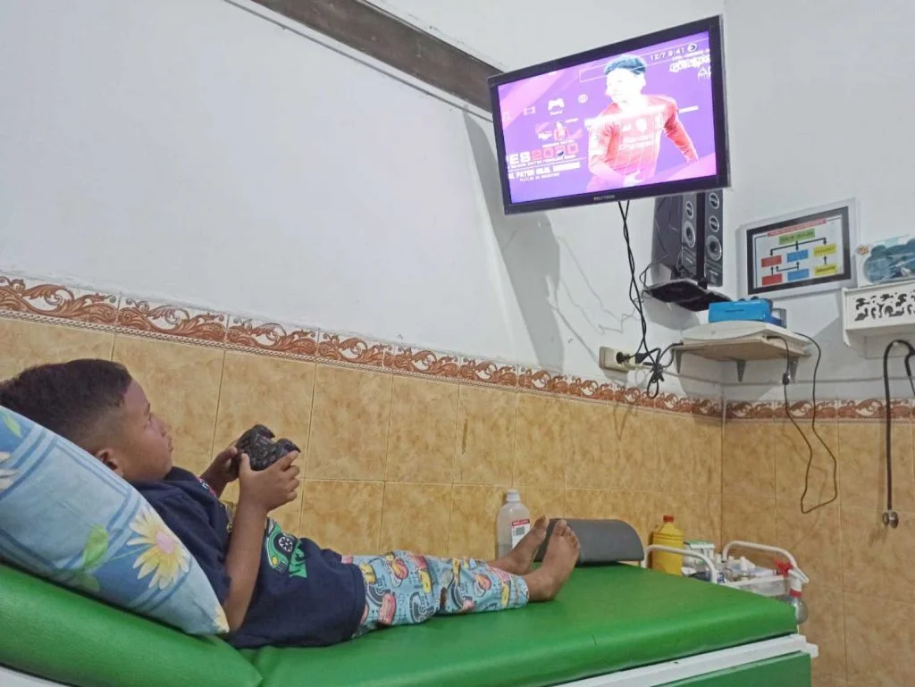 Sunat pada Bayi : Manfaat dan Resikonya !!